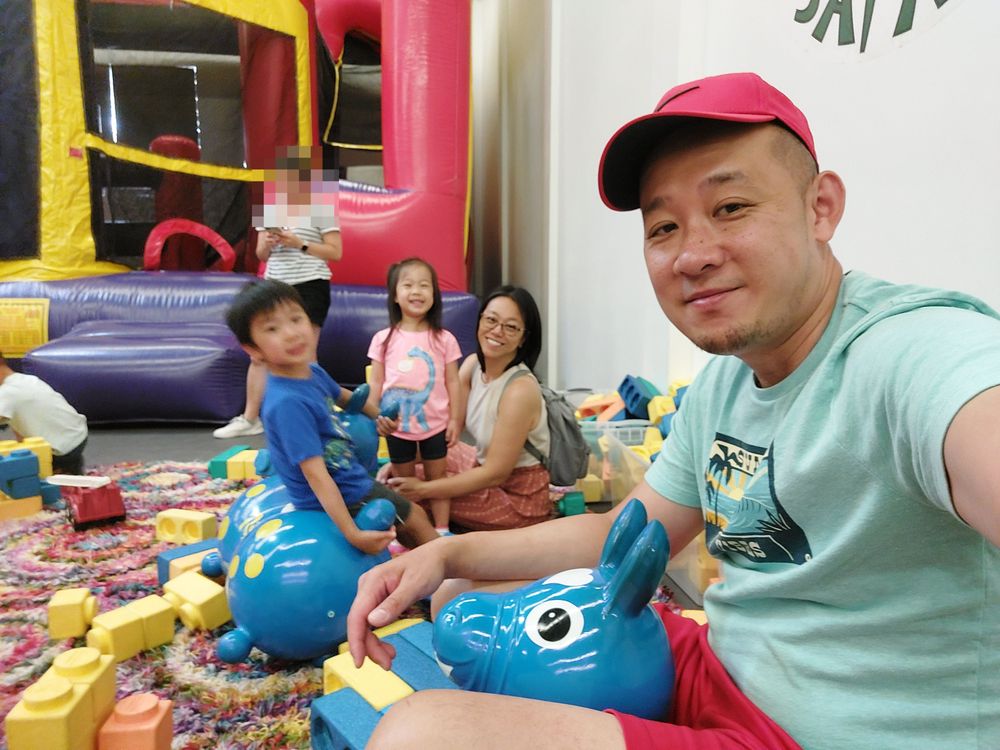 Social spots from Bounce Safari