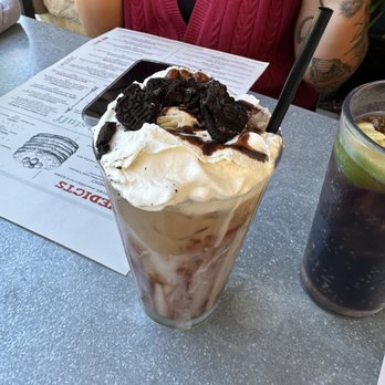 Toast - Cookies & Cream Cold Brew - Breakfast & Brunch Near Me - Temecula, California Toast - Cookies & Cream Cold Brew - Breakfast & Brunch Near Me - Temecula, California