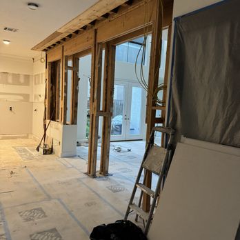 LP Construction & Remodeling - General Contractors Near Me