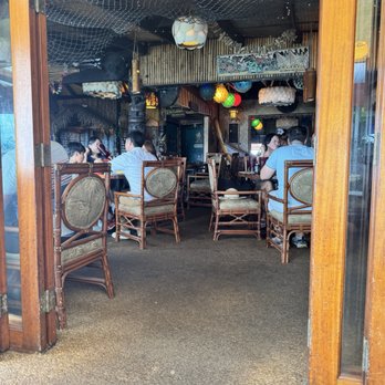 La Mariana Sailing Club - Seafood Near Me - Honolulu, Hawaii La Mariana Sailing Club - Seafood Near Me - Honolulu, Hawaii