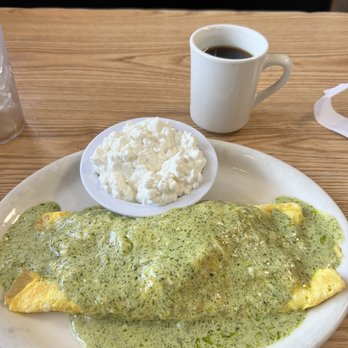 Grillo's Cafe - Sicilian Omelette  + Cottage Cheese - Cafes Near Me - Marshfield, Missouri