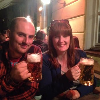 Kaisergarten - Entertaining friends from the UK :-)) - Bavarian Near Me - Munich, BY
