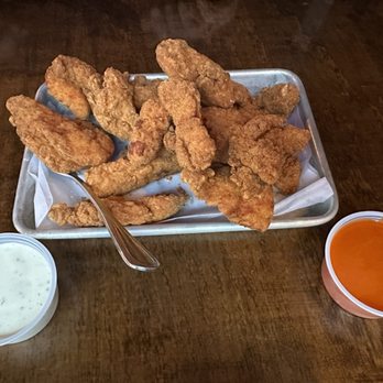 The One Horse Tavern - Large tenders appetizer - Bars Near Me - Gaston, Oregon The One Horse Tavern - Large tenders appetizer - Bars Near Me - Gaston, Oregon