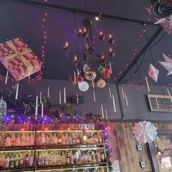 Corvus & Company - Love the floating candles above the bar! - Cocktail Bars Near Me - Seattle, Washington Corvus & Company - Love the floating candles above the bar! - Cocktail Bars Near Me - Seattle, Washington