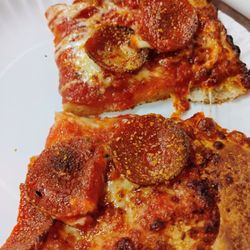 Pizza King - Size of pieces