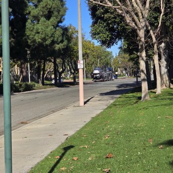 ABC Auto Shipping - Picking up the car - Vehicle Shipping Near Me - Irvine, California