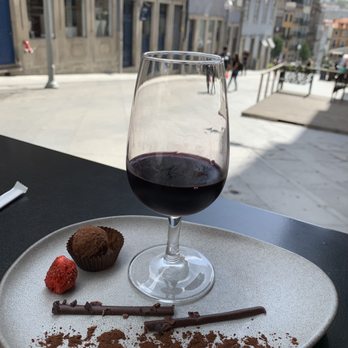 Chocolataria Equador - Ruby port and raspberry truffle - Chocolatiers & Shops Near Me - Porto, 13 Chocolataria Equador - Ruby port and raspberry truffle - Chocolatiers & Shops Near Me - Porto, 13