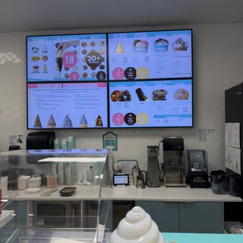 La Diperie - Menu - Ice Cream & Frozen Yogurt Near Me - Winter Park, Florida La Diperie - Menu - Ice Cream & Frozen Yogurt Near Me - Winter Park, Florida