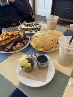 The Pantry On Main by null