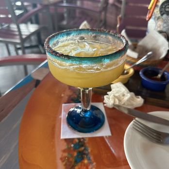Taco y Tequila - NA peach margarita - Tacos Near Me - Cancún, ROO