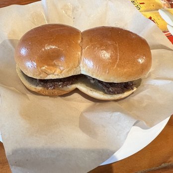 Hooters - Kid Burger Sliders - Sports Bars Near Me - Goodlettsville, Tennessee