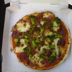 Pizza und Pasta Tonini