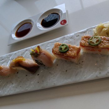 Miku - Sushi that comes in hot chefs selection - Japanese Near Me - Vancouver, British Columbia