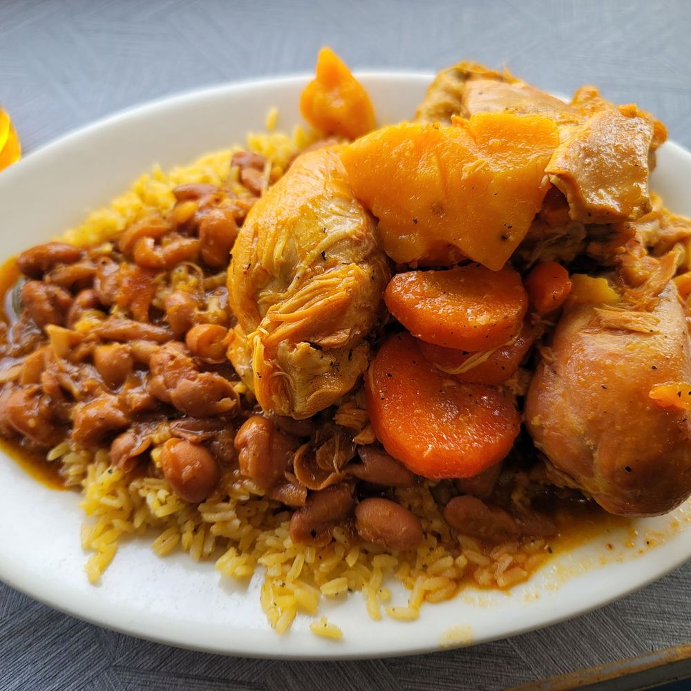 Jennifer's Restaurant - Closer look of Chicken Stew w/ Rice and Beans - Dominican Near Me - Jamaica, New York