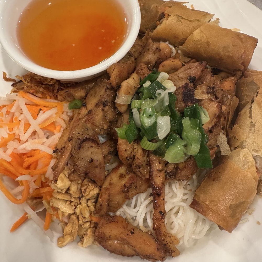 Pho King Good - Rice Vermicelli with grilled chicken and egg rolls. - Vietnamese Near Me - Auburn, California Pho King Good - Rice Vermicelli with grilled chicken and egg rolls. - Vietnamese Near Me - Auburn, California