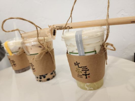 ChiCha San Chen by null