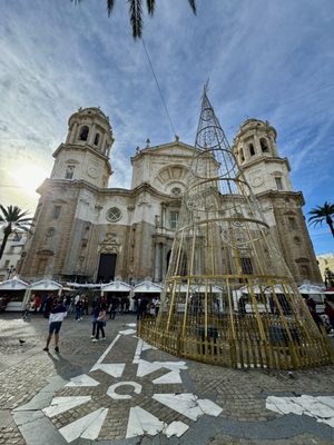 Church Santa Cruz (Old Cadiz Cathedral) by null