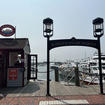 Bowen's Wharf - Shopping Centers Near Me - Newport, Rhode Island
