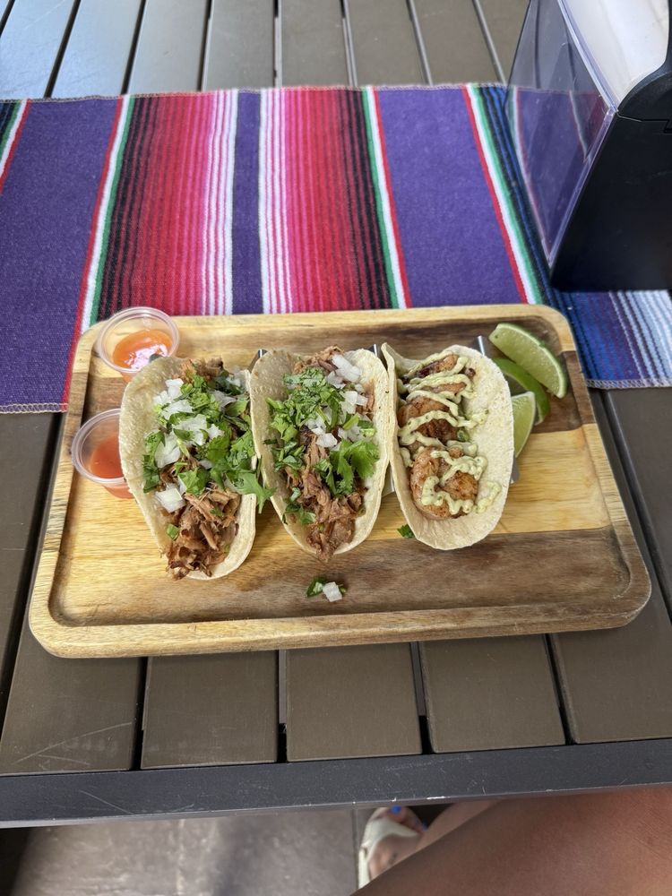 Tacomiendo Image