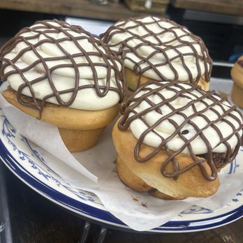 Bee Vintage Market - Nutella roll - Cafes Near Me - Valrico, Florida Bee Vintage Market - Nutella roll - Cafes Near Me - Valrico, Florida