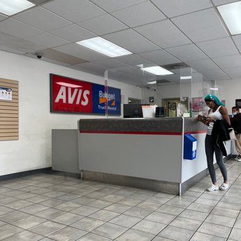 Avis Car Rental - Avis rental car center University ave. Riverside - Car Rental Near Me - Riverside, California Avis Car Rental - Avis rental car center University ave. Riverside - Car Rental Near Me - Riverside, California