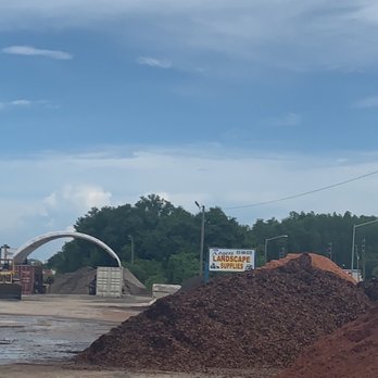 Rogers Landscape Supply - Rogers Dirt Works yard - Nurseries & Gardening Near Me - Lutz, Florida Rogers Landscape Supply - Rogers Dirt Works yard - Nurseries & Gardening Near Me - Lutz, Florida