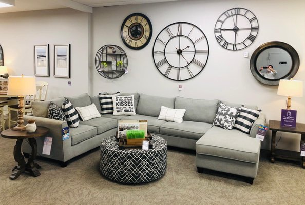 RAYMOUR & FLANIGAN FURNITURE AND MATTRESS STORE - Updated August 2024