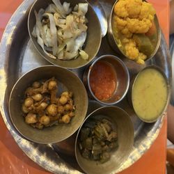 Ali's Grill - Veggie variety dish