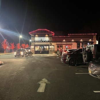 Drifters Kitchen and Bar - Outside - Cocktail Bars Near Me - Ridge, New York
