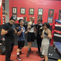 Tatequieto Boxing - Improved Coordination and Reflexes: Boxing requires precise coordination between the eyes, hands, and feet.