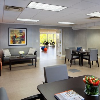 Glenview Terrace - Rehabilitation lounge for both guests and visitors - Rehabilitation Center Near Me - Glenview, Illinois Glenview Terrace - Rehabilitation lounge for both guests and visitors - Rehabilitation Center Near Me - Glenview, Illinois