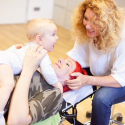 Carola Fischer - Justierung von Mutter und Kind