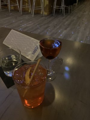 Cocktail Mary by null
