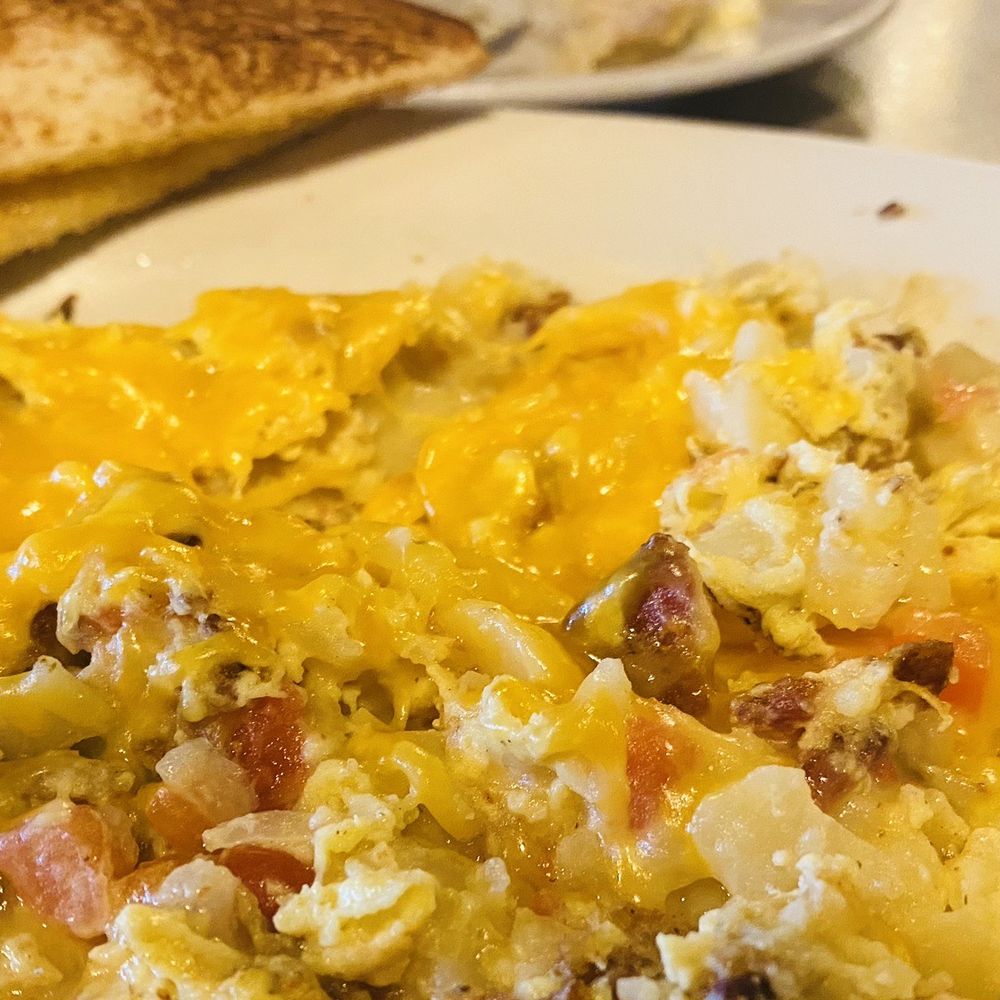 Au gratin potato omelette.