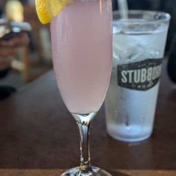 Enzo's BBQ & Alehouse - Empress French 75 - Barbeque Near Me - Oceanside, California