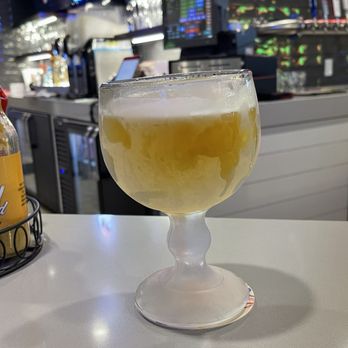 Jakes Burger and Beer - Cold schooner of Coors Lite !!! - Burgers Near Me - Addison, Texas Jakes Burger and Beer - Cold schooner of Coors Lite !!! - Burgers Near Me - Addison, Texas