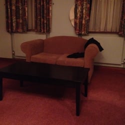 De Vere Selsdon Estate - Seating area In room
