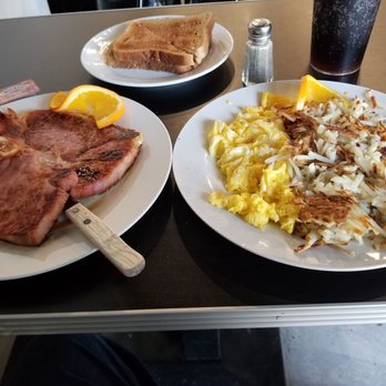 Mandys Cafe - WOW!! Huge breakfast  portions and was great tasting. - Breakfast & Brunch Near Me - Bakersfield, California