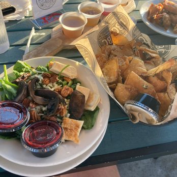 Lynnwood Grill & Brewing Concern - Wings, pecan salad, homemade chips - Pizza Near Me - Raleigh, North Carolina Lynnwood Grill & Brewing Concern - Wings, pecan salad, homemade chips - Pizza Near Me - Raleigh, North Carolina
