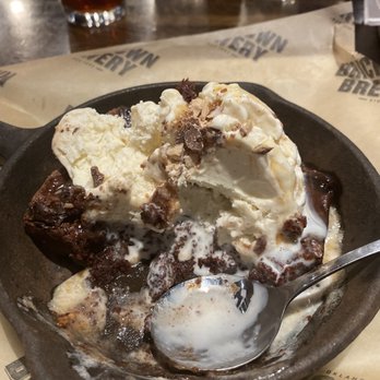 Bricktown Brewery - Heath Bar Crunch Brownie - Breweries Near Me - Midwest City, Oklahoma