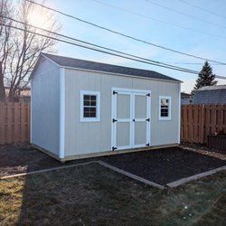 Oak Lawn Shed