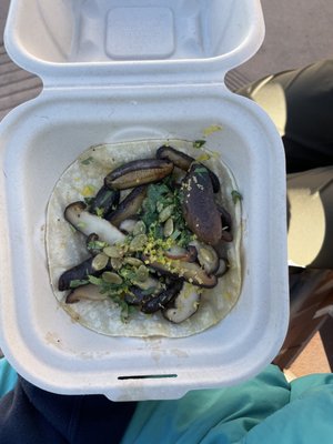 Mijo's Taqueria by null