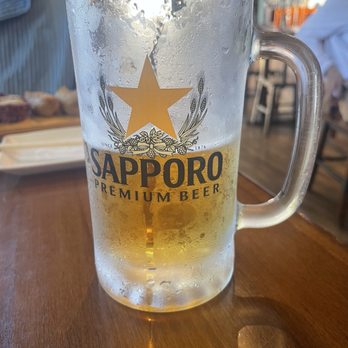 Sakana Sushi and Roll - Ice cold beer served in a frosted mug - Sushi Bars Near Me - Kensington, California