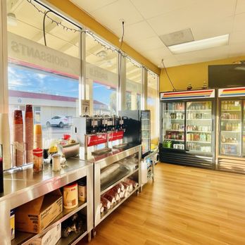 Daybreak Donuts & Ice Cream - Donuts Near Me - San Jose, California Daybreak Donuts & Ice Cream - Donuts Near Me - San Jose, California