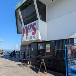 Belmont Veterans Memorial Pier - Buoy's at the end of the pier