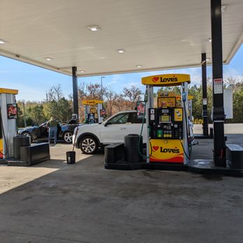 Love's Travel Stop - Love's Travel Stop, Newberry - Gas Stations Near Me - Newberry, South Carolina