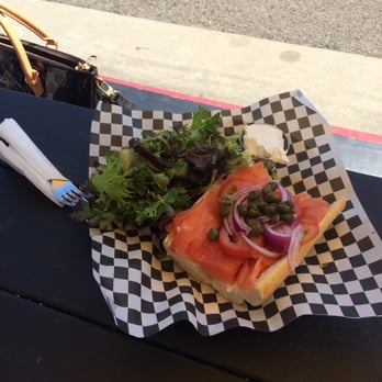 Yellow Vase - Bakeries Near Me - Redondo Beach, California