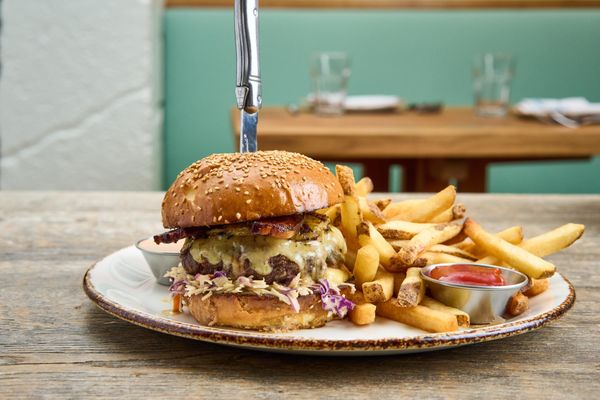 Lanai City Bar & Grill by null