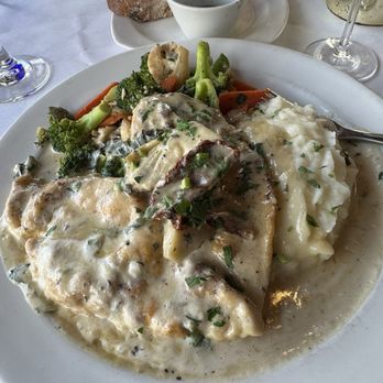 Paradiso Restaurant - Chicken Paradiso - Italian Near Me - San Leandro, California Paradiso Restaurant - Chicken Paradiso - Italian Near Me - San Leandro, California