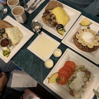 Egghead's Restaurant - Dungeness crab and avocado omelets. Pumpkin waffle with bananas and almond whipped cream. Benedictine on homemade biscuit. - Breakfast & Brunch Near Me - Fort Bragg, California